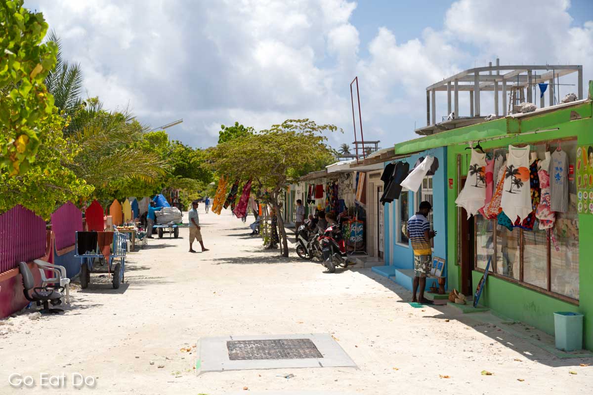 Island Hopping - Image 4